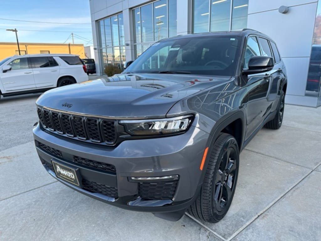 New 2025 Jeep Grand Cherokee L LIMITED 4X4 Sport Utility