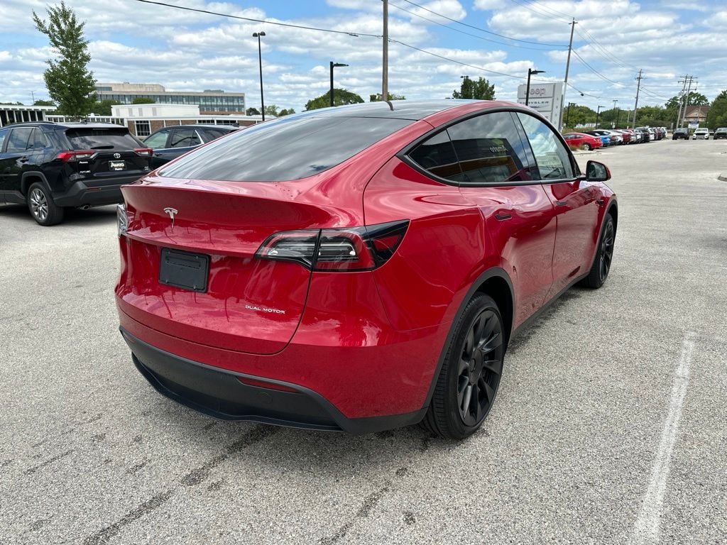 2022 Tesla Model Y Long Range - Photo 7