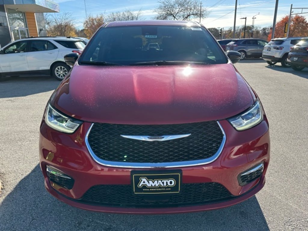 New 2026 Chrysler Pacifica SELECT AWD Passenger Van