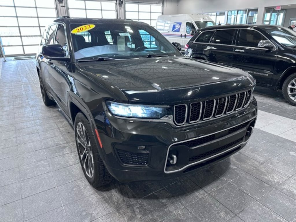 Used 2022 Jeep Grand Cherokee L Overland SUV