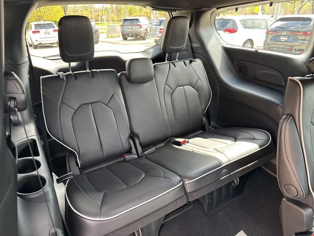 2026 Chrysler Pacifica Limited - Photo 20