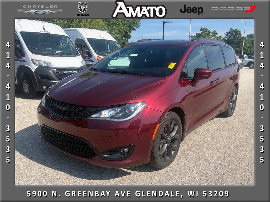 Used 2019 Chrysler Pacifica Touring L Plus Minivan/Van