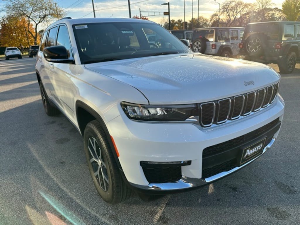 New 2025 Jeep Grand Cherokee L LIMITED 4X4 Sport Utility