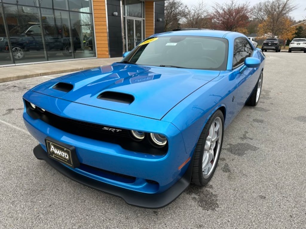Used 2016 Dodge Challenger SRT Hellcat Coupe