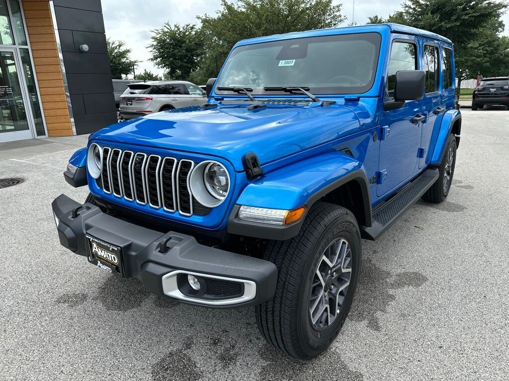 New 2026 Jeep Wrangler 4-DOOR SAHARA Sport Utility
