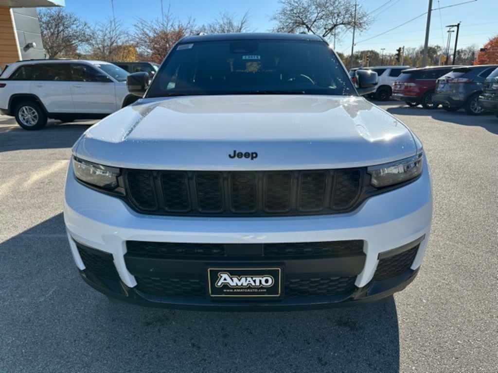 New 2025 Jeep Grand Cherokee L LIMITED 4X4 Sport Utility