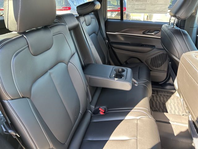 2025 Jeep Grand Cherokee Limited - Photo 17