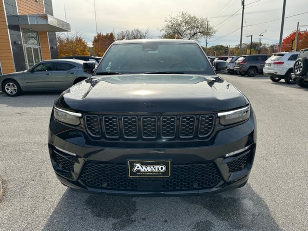 New 2025 Jeep Grand Cherokee SUMMIT 4X4 Sport Utility