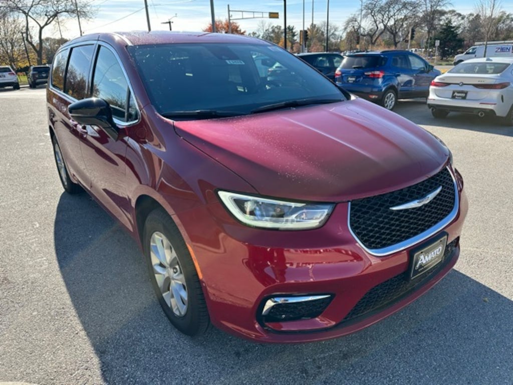 New 2026 Chrysler Pacifica SELECT AWD Passenger Van