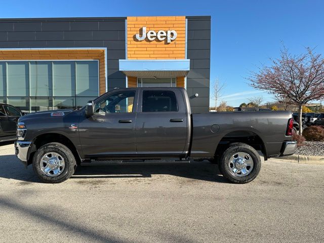 2026 RAM 2500 Tradesman - Photo 9