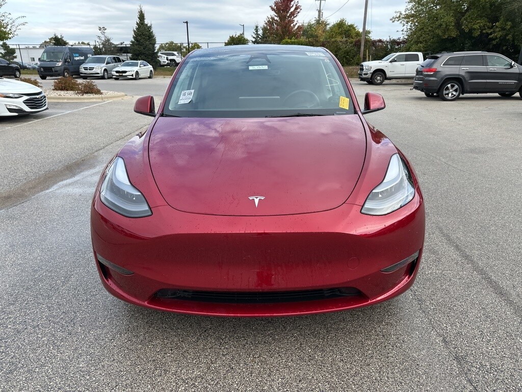 2025 Tesla Model Y Long Range photo 2