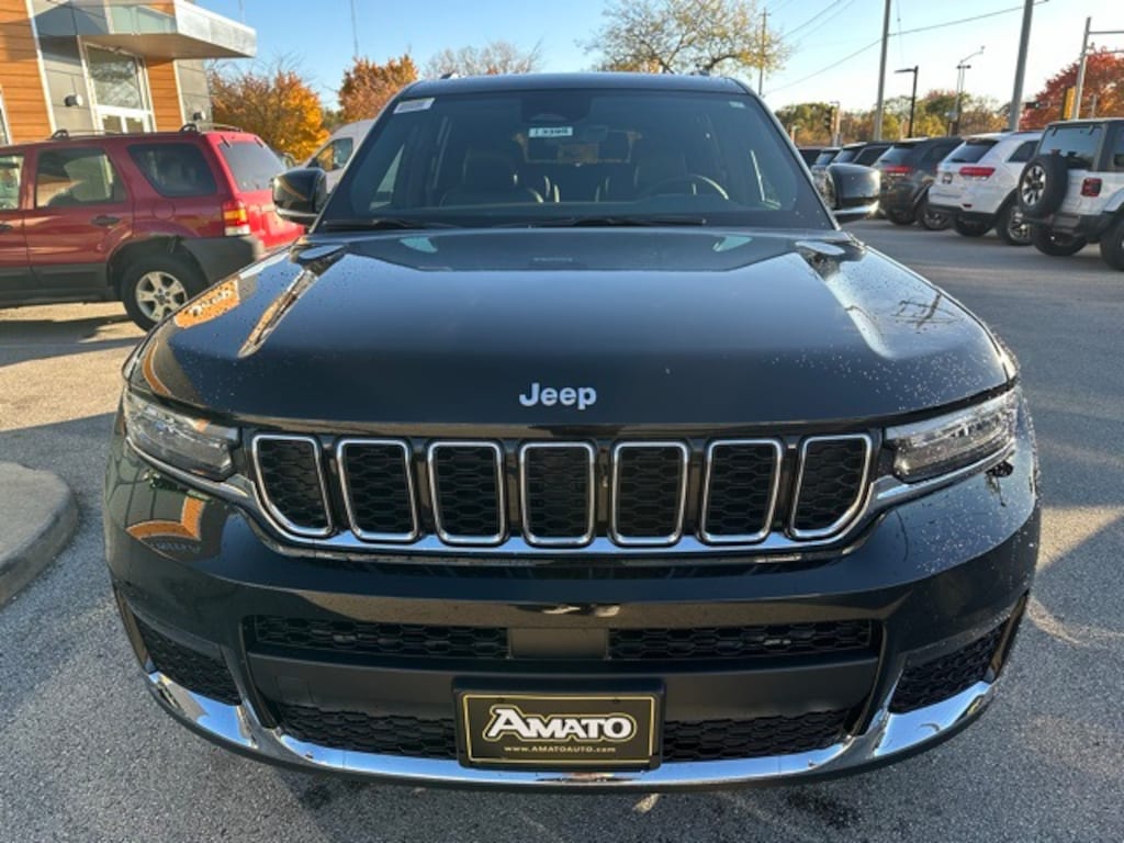 New 2025 Jeep Grand Cherokee L LIMITED 4X4 Sport Utility