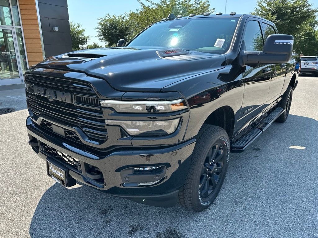 New 2026 Ram 2500 LARAMIE CREW CAB 4X4 6'4 BOX Pickup