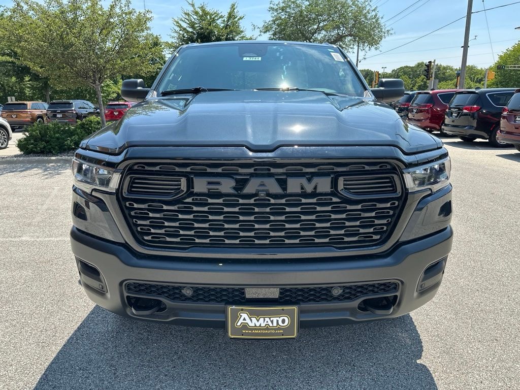 New 2026 Ram 1500 WARLOCK CREW CAB 4X4 5'7 BOX Pickup