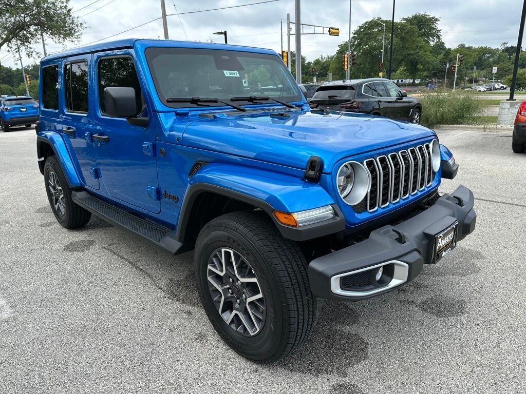New 2026 Jeep Wrangler 4-DOOR SAHARA Sport Utility
