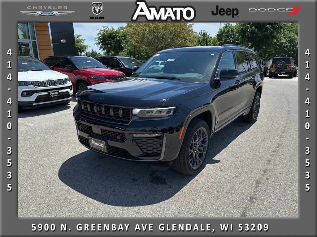 2026 Jeep Grand Cherokee L Summit 4x4's photo