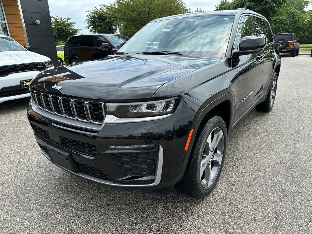 New 2026 Jeep Grand Cherokee LIMITED 4X4 Sport Utility