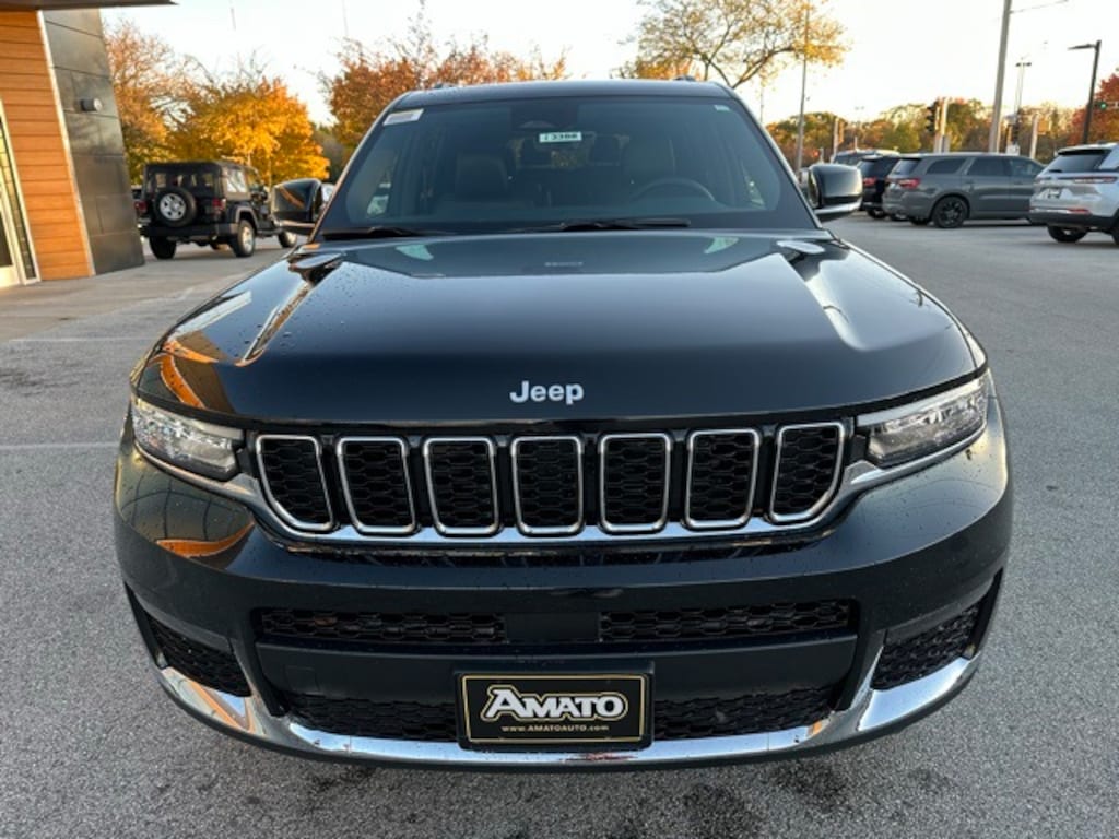 New 2025 Jeep Grand Cherokee L LIMITED 4X4 Sport Utility