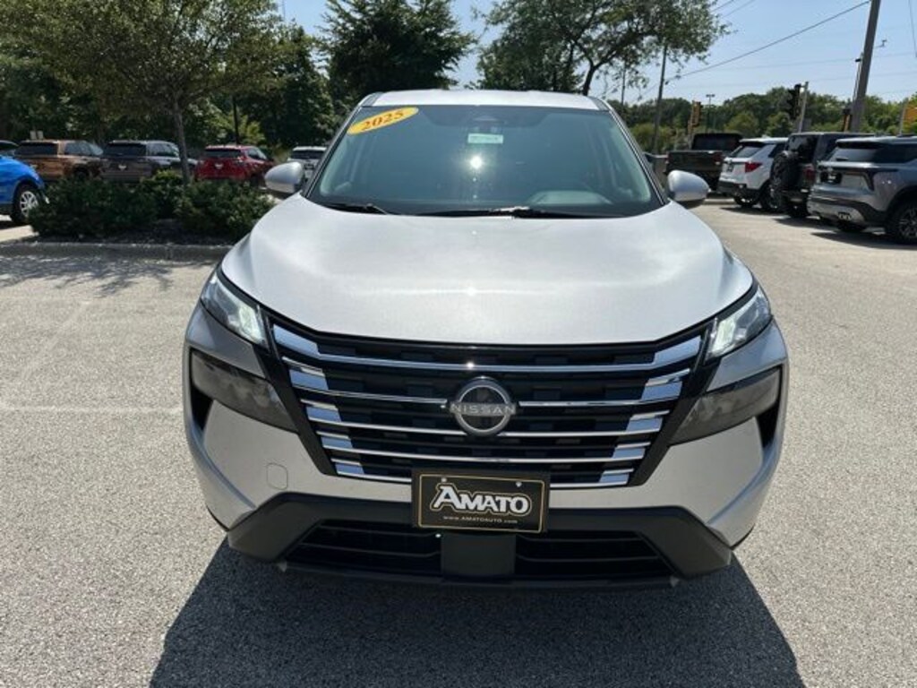 Used 2025 Nissan Rogue SV SUV