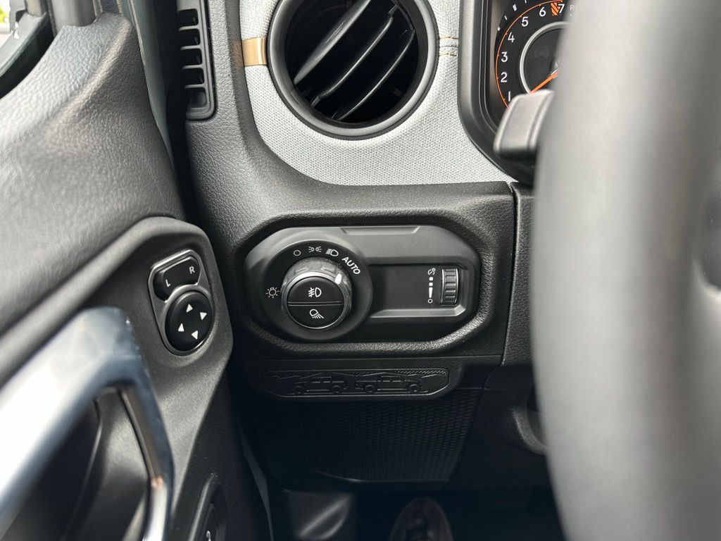 2026 Jeep Gladiator Sport S - Photo 23