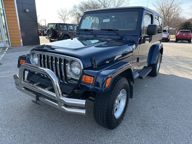 Used 2005 Jeep Wrangler Unlimited with VIN 1J4FA44S55P369004 for sale in Glendale, WI