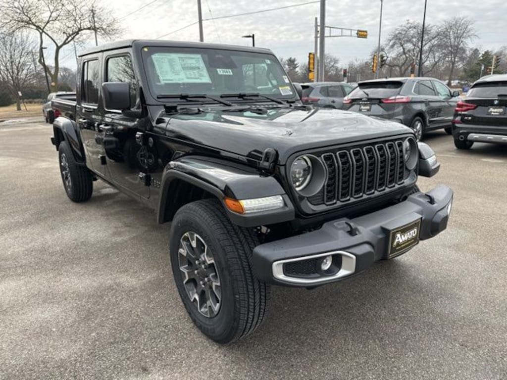 New 2026 Jeep Gladiator SAHARA 4X4 Pickup