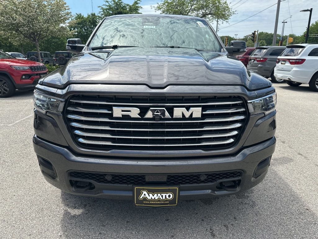 New 2026 Ram 1500 LARAMIE CREW CAB 4X4 5'7 BOX Pickup