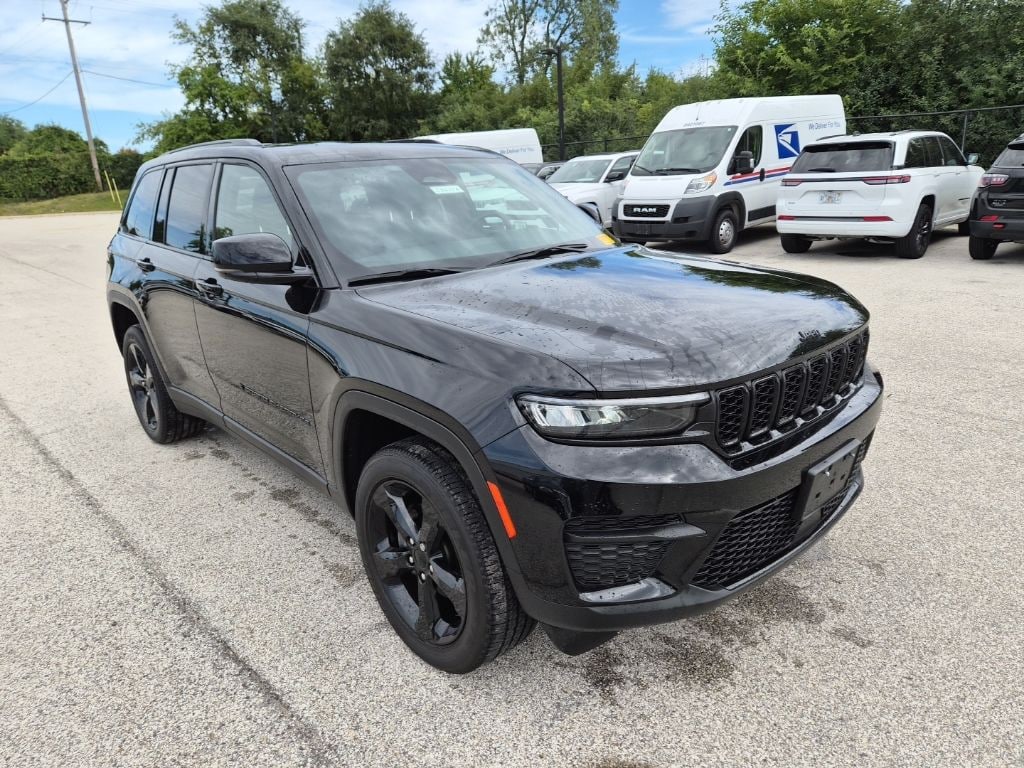 Used 2023 Jeep Grand Cherokee Altitude X SUV