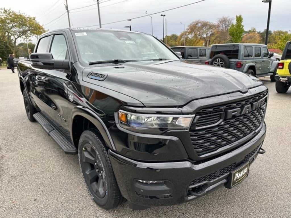 New 2026 Ram 1500 BIG HORN CREW CAB 4X4 5'7 BOX Pickup