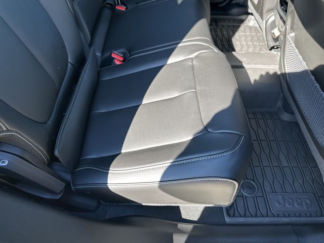 2025 Jeep Grand Cherokee Limited - Photo 16