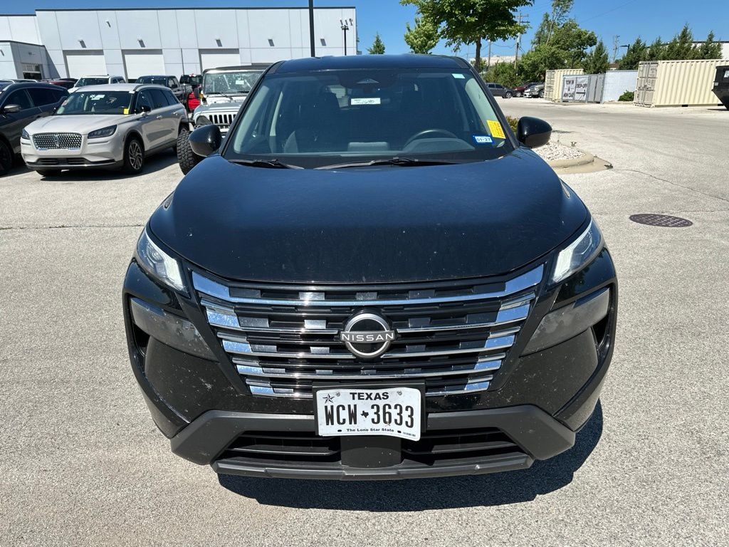 Used 2025 Nissan Rogue SV SUV