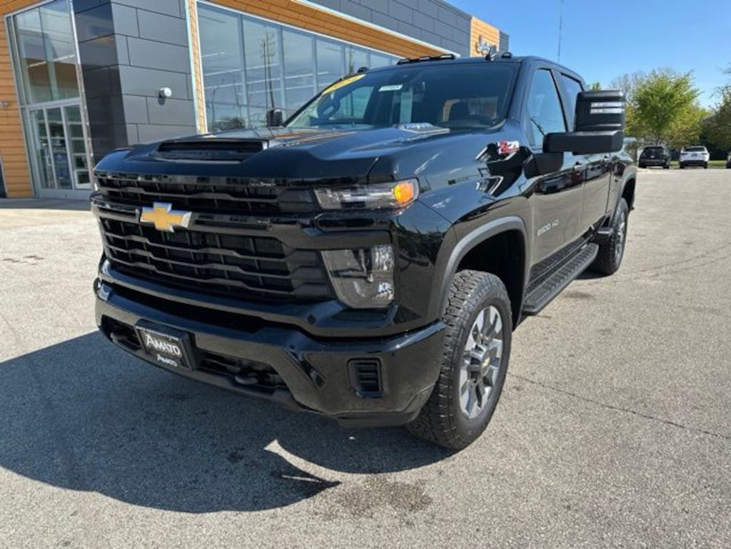 Used 2024 Chevrolet Silverado 2500HD Custom Truck