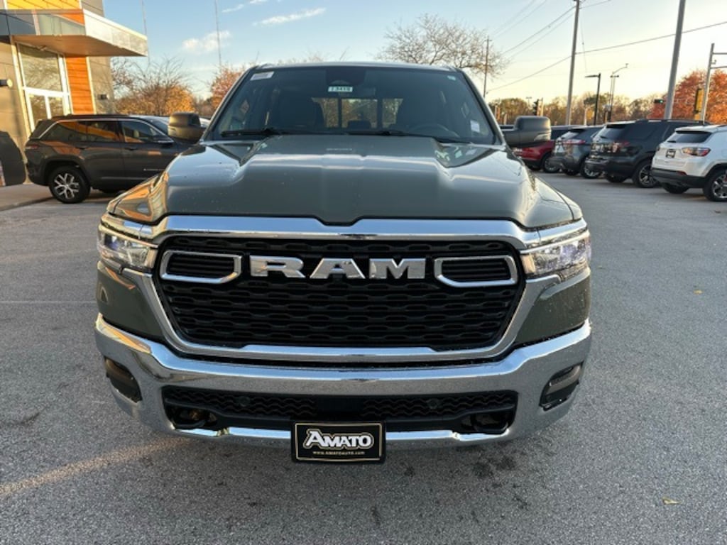 New 2026 Ram 1500 BIG HORN CREW CAB 4X4 5'7 BOX Pickup