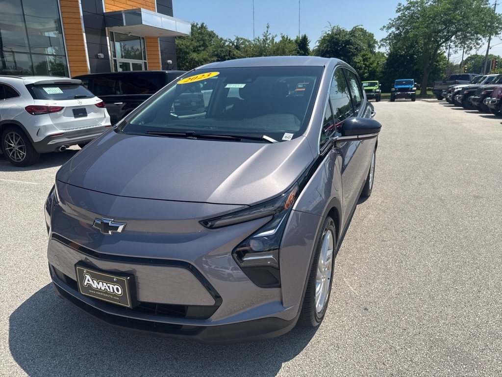 Used 2023 Chevrolet Bolt EV LT with VIN 1G1FW6S02P4201791 for sale in Milwaukee, WI