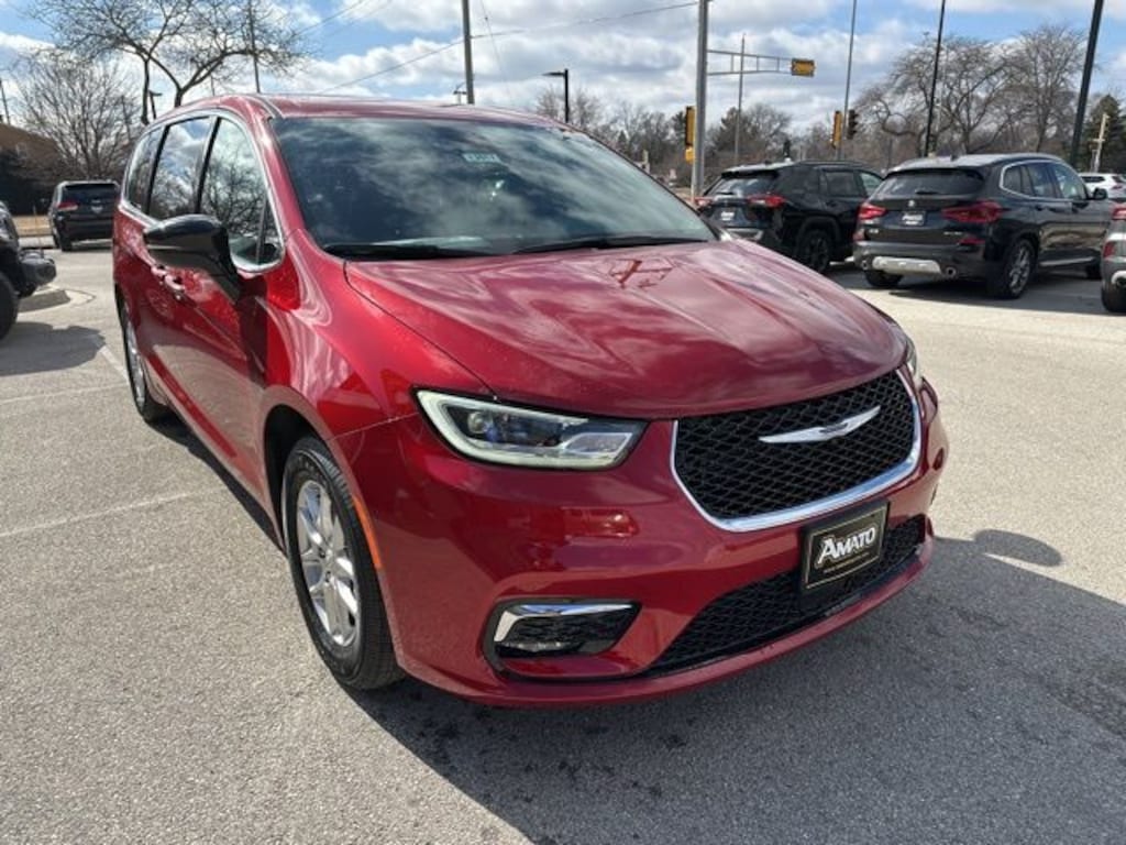 New 2026 Chrysler Pacifica SELECT Passenger Van