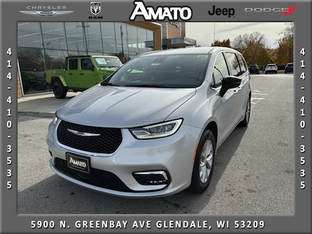 2026 Chrysler Pacifica SELECT AWD Passenger Van