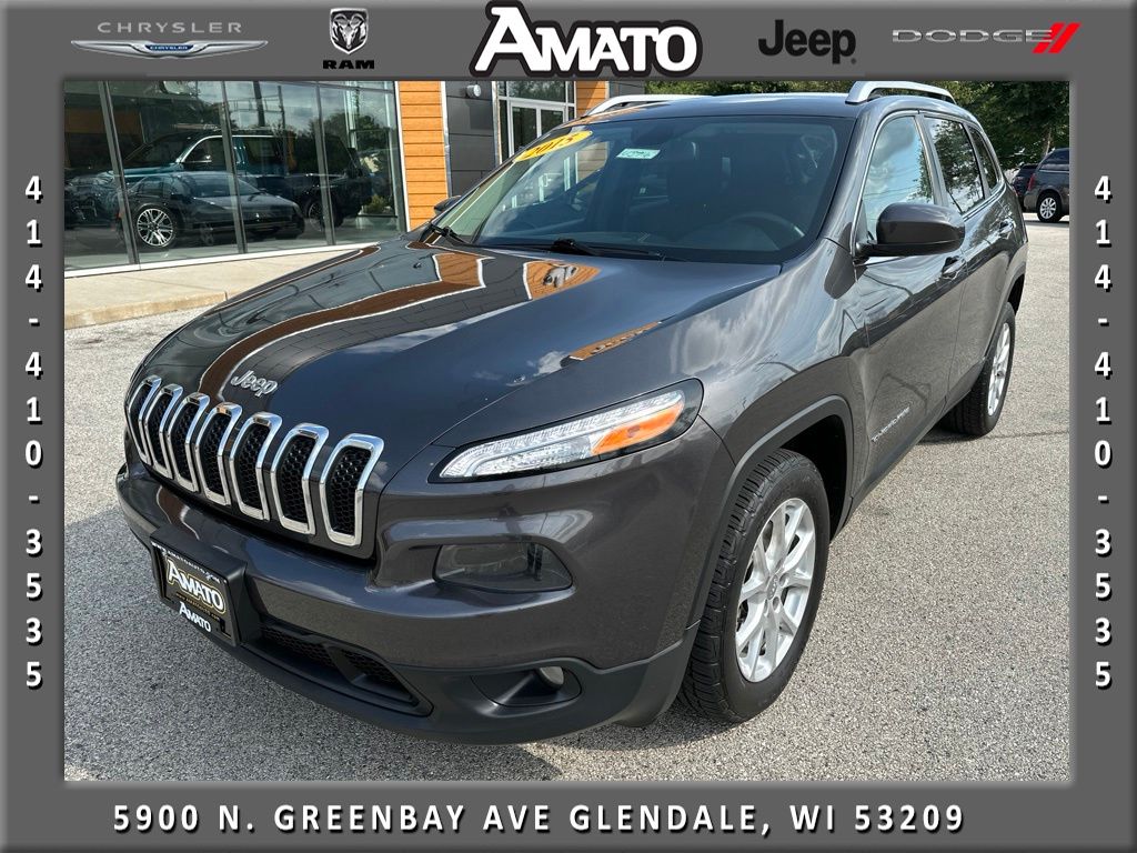 Used 2015 Jeep Cherokee Latitude with VIN 1C4PJLCB1FW516531 for sale in Glendale, WI