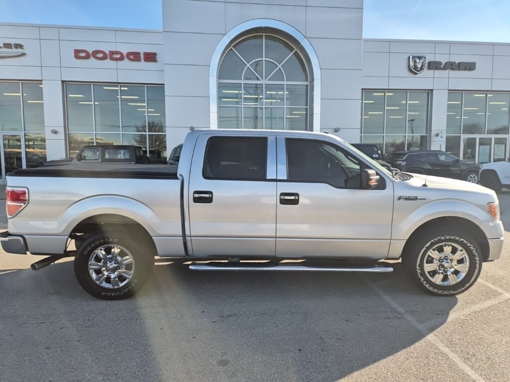 2012 Ford F-150 XLT photo 4