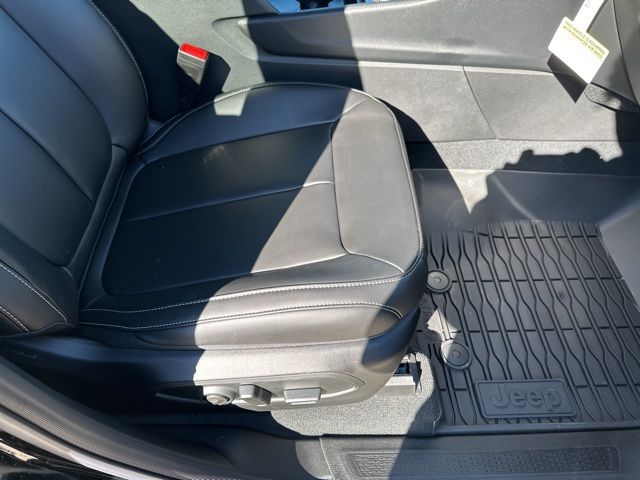 2025 Jeep Grand Cherokee Limited - Photo 13
