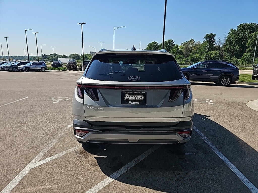 2025 Hyundai Tucson Limited photo 4