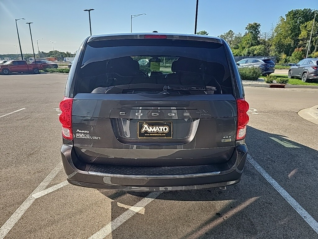 2019 Dodge Grand Caravan GT photo 3