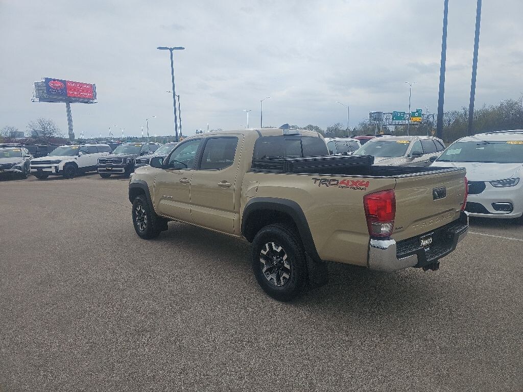 Used 2017 Toyota Tacoma Truck Double Cab