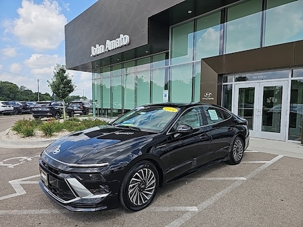 2024 Hyundai Sonata Hybrid Limited Sedan
