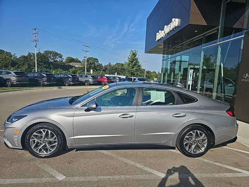 Used 2021 Hyundai Sonata SEL Sedan