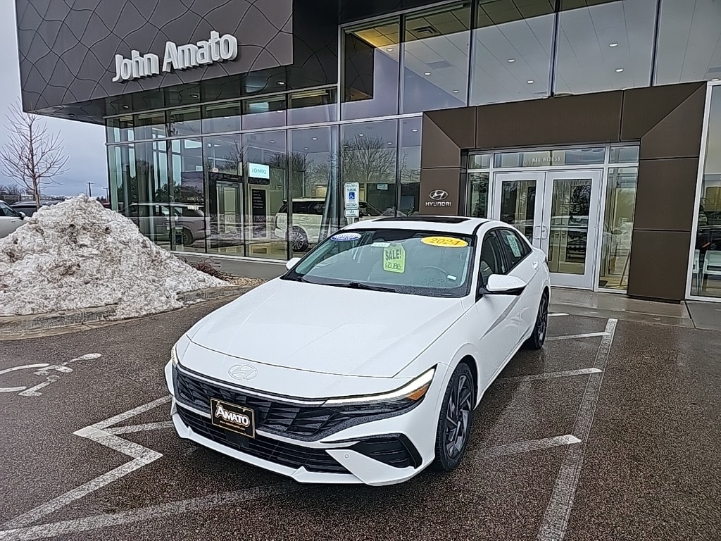 2024 Hyundai Elantra Sedan 