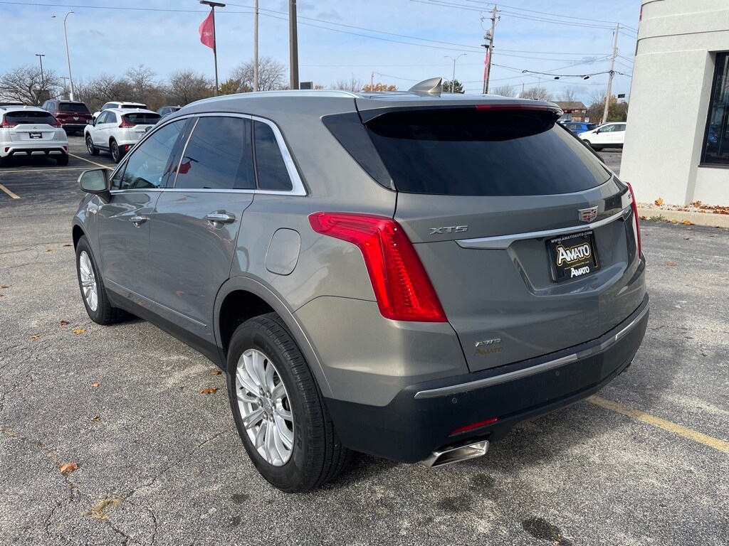 2019 Cadillac XT5 Base photo 2