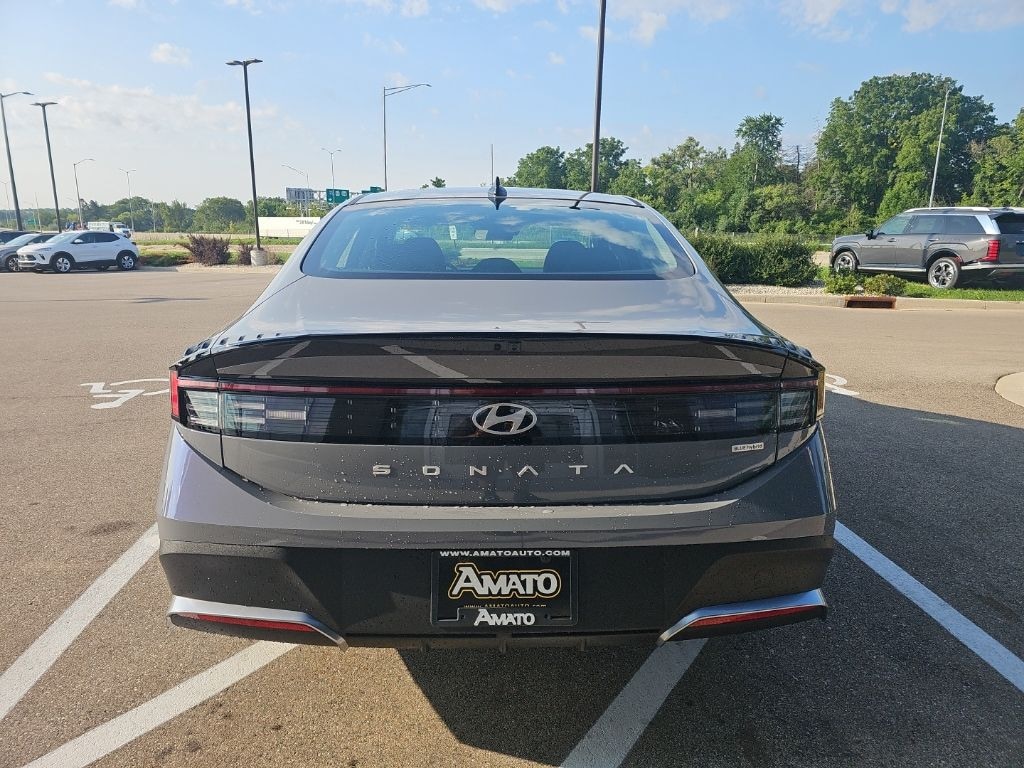 New 2026 Hyundai Sonata Hybrid Blue Sedan