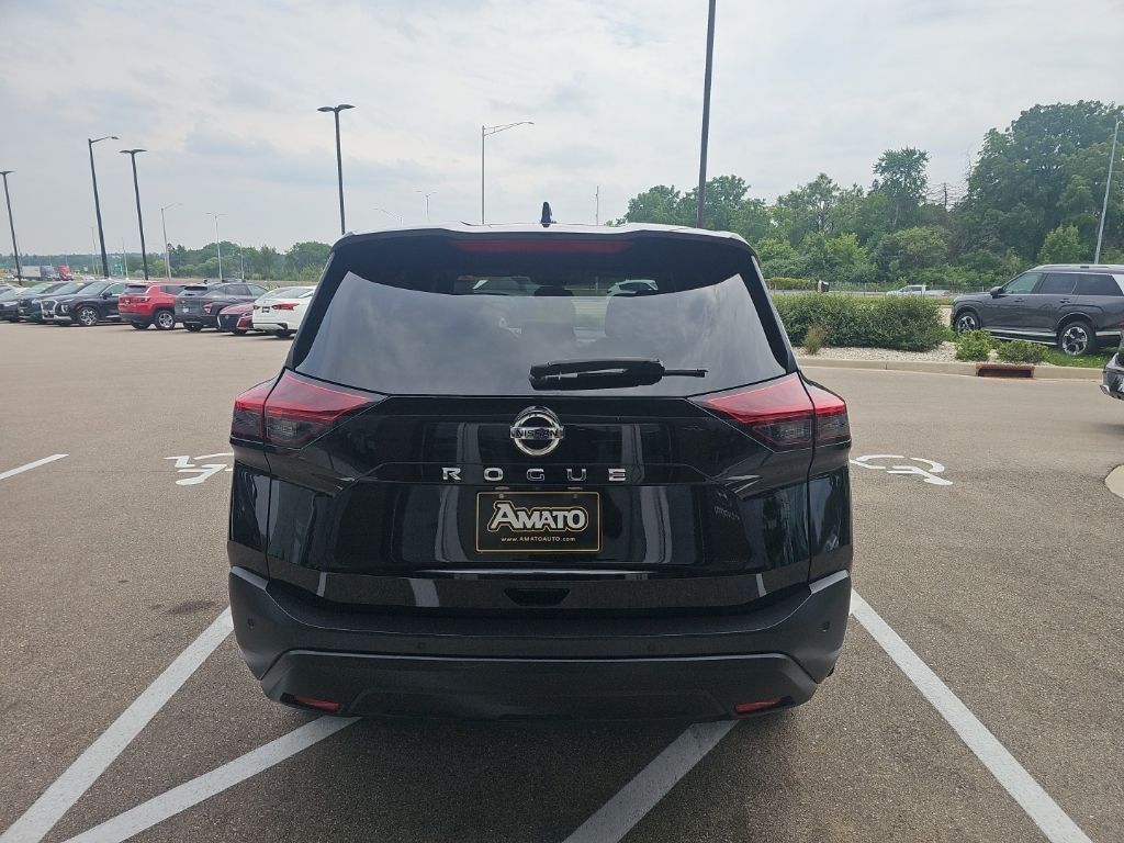 Used 2021 Nissan Rogue S SUV