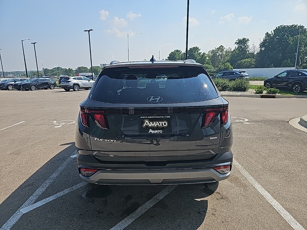 2025 Hyundai Tucson SEL photo 4