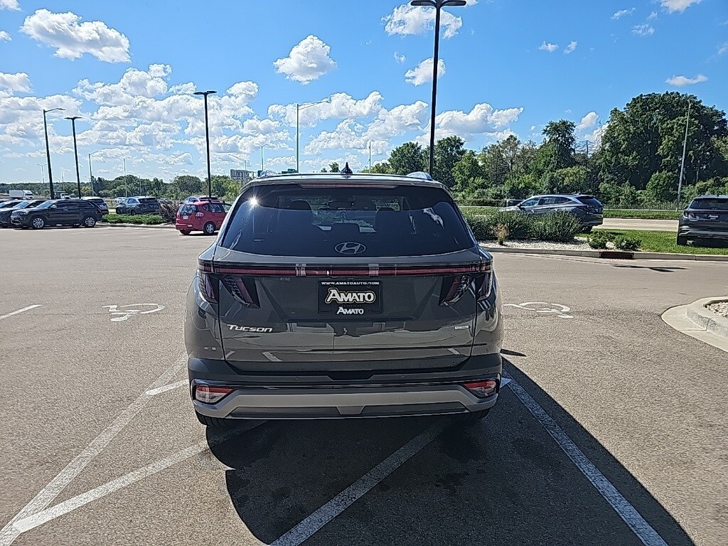 2025 Hyundai Tucson Limited photo 4